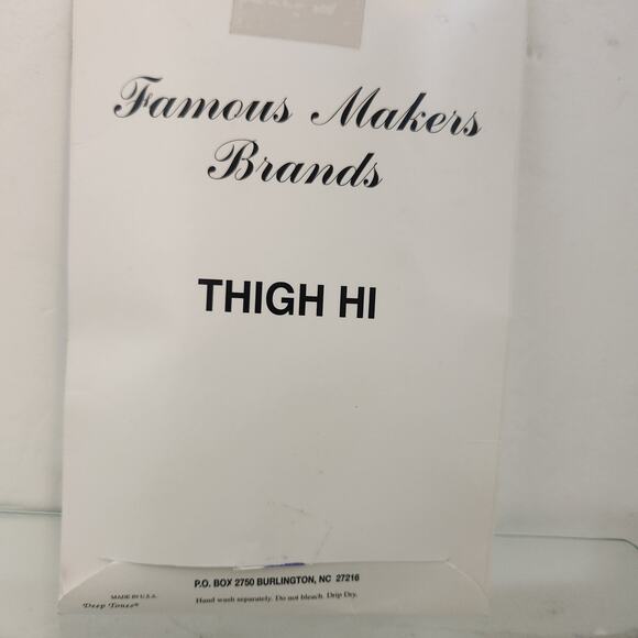 Vintage NIP Famous Makers Day sheer Thigh Hi Nude - Picture 3 of 4